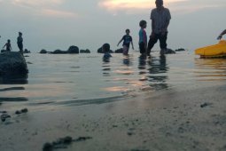Sejumlah tempat wisata pantai di Lampung Selatan dan Babel tutup selama libur Lebaran