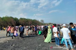 Alasan petugas gabungan tutup semua obyek wisata pantai selatan Cianjur