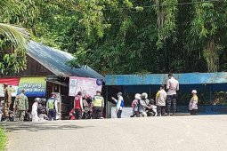 Puluhan warga tujuan wisata Loksado diputar balik pada hari terakhir libur lebaran