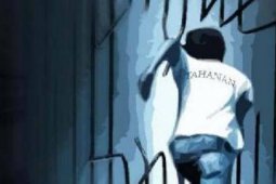 Polisi buru enam tahanan kabur