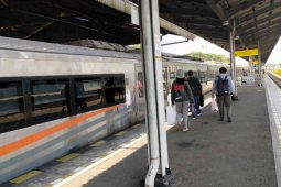 7.097 penumpang dari Daop 3 Cirebon manfaatkan kereta khusus