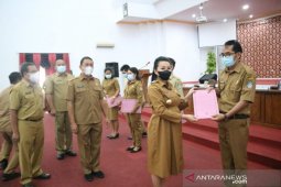 Karolin mutasi sejumlah kepala sekolah dan guru