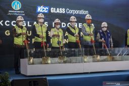 Pabrik kaca KCC Glass Indonesia di Batang akan mulai beroperasi Agustus 2024