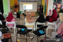Dispusip-Balai Bahasa bina komunitas literasi Tanah Laut