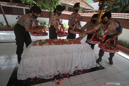 Ziarah Makam Pahlawan Nasional dr Soetomo