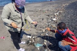 KKP ambil langkah responsif ditemukan tumpahan minyak di Pantai Saba Bali