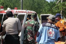 Dua wisatawan tewas terseret ombak di Pantai Batu Bengkung