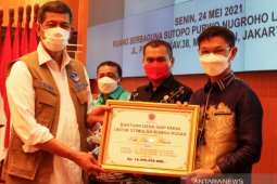 BNPB bantu korban banjir warga Batola Rp16 miliar lebih