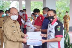 Atlet disabilitas Tabalong peraih medali terima bonus