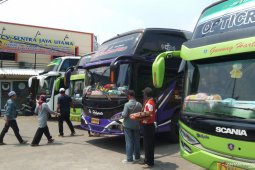 16 penumpang bus AKAP tujuan Jabar ditemukan tanpa persyaratan lengkap