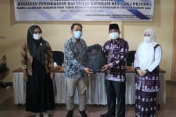 Tanjabbar cetak pengusaha muda untuk angkat keunggulan batik lokal