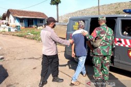 Pemulung di TPA Burangkeng Kabupaten Bekasi jalani tes COVID-19