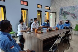 Kelurahan Ngronggo Kediri dapat apresiasi BNN Jatim sebagai "Kelurahan Bersinar"