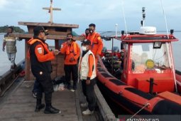Kapten kapal tenggelam usai melompat dan  terseret arus laut