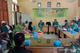 Perusahaan besar lirik hasil karet petani tergabung di UPPB