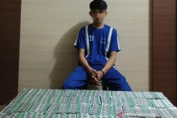 Dua anggota geng motor Sukabumi  ditangkap polisi karena edarkan obat keras ilegal