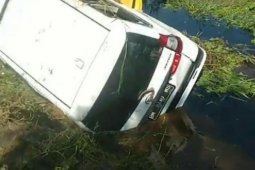 Empat penumpang tewas terperangkap kubangan air di Labuhanbatu