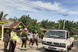 Petugas gabungan di Mukomuko perketat pengawasan kedatangan orang
