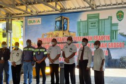 Bupati Paser serahkan Whell Loader kepada SMK 3 Tanah Grogot