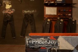 Dengan "Fast Pants", UMKM Bandung produksi celana hanya 30 menit