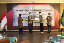 Kejati Jatim serahkan tiga aset tanah Pemkot Surabaya senilai Rp80 miliar