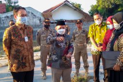 Wamendag Jerry tinjau resi gudang Situbondo