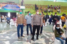 Kapolres Binjai saksikan vaksinasi untuk tenaga pendidik