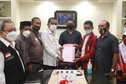 Pemkot Ambon cari solusi relokasi pedagang pasar Mardika. begini penjelasannya