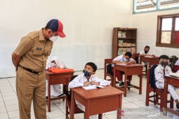 Pemkot Bandung sesuaikan kebijakan pembelajaran dengan kondisi kasus penularan COVID-19