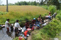 Warga Kesulitan Air Bersih
