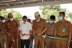 Bupati Lampung Tengah resmikan ruang isolasi Puskesmas Darurat COVID-19