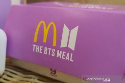 Membludak pesanan BTS Meal, McD buka-tutup order