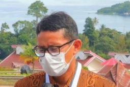 Sandiaga tekankan peningkatan  kunjungan ke Danau Toba