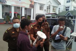 Kejari Buru tangani dugaan korupsi pengadaan lampu jalan, hukum ditegakkan