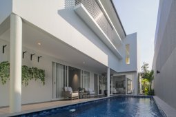 Intiland luncurkan tiga klaster baru rumah tapak di Surabaya