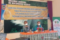 Bupati luncurkan aplikasi Simponi-T di Kecamatan Bajuin