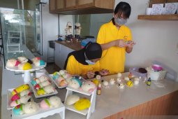 Penjual "bakpao karakter" di Pontianak yang tetap bertahan di tengah pandemi COVID-19