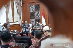 Pemkab Pamekasan fasilitasi puluhan siswa lulusan SMA daftar IPDN