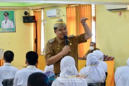 Musa Ahmad  berikan materi latsar CPNS golongan III