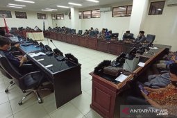 DPRD minta Pemkab Parigi Moutong  segera siapkan tempat isoter