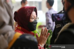 Kemiskinan naik di masa pandemi, Mensos Risma minta fokuskan program