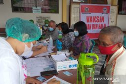 16.792 warga Kota Tomohon sudah divaksin tahap pertama