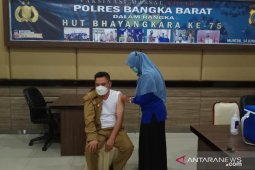 Wabup Bangka Barat ajak warga jangan takut divaksin COVID-19