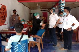 Satgas COVID-19 Kecamatan Sengah Temila razia di Pasar Pahauman