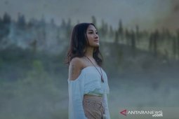 Penyanyi Asteriska "Barasuara" ajak peduli bumi lewat single terbaru "Ibu Pertiwi"