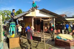 Bangunan liar di Center Point Bone Bolango ditertibkan