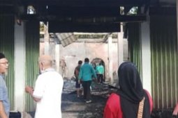 Pemda Mukomuko bantu dua korban kebakaran