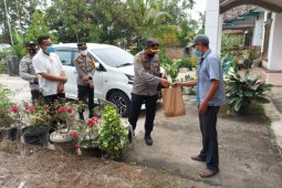 Polres Muarojambi kirim vitamin kepada warga yang jalani isolasi mandiri