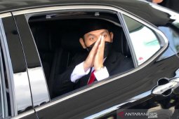 Sertijab Bupati-Wabup Tuban, Gubernur pesan percepat vaksinasi dan perketat PPKM mikro