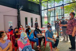 Wawali Kota Richard Sualang optimistis target vaksinasi tercapai